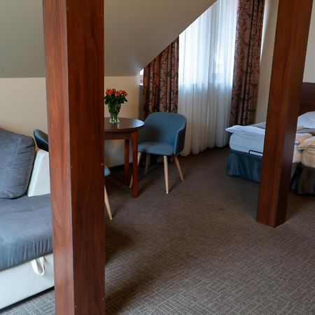Nad Borkiem Hotell Kosarzyn  Exteriör bild