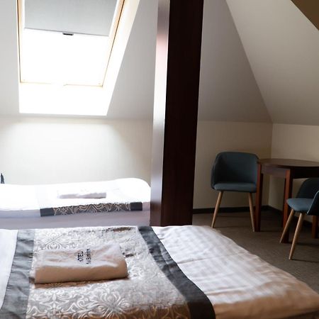 Nad Borkiem Hotell Kosarzyn  Exteriör bild