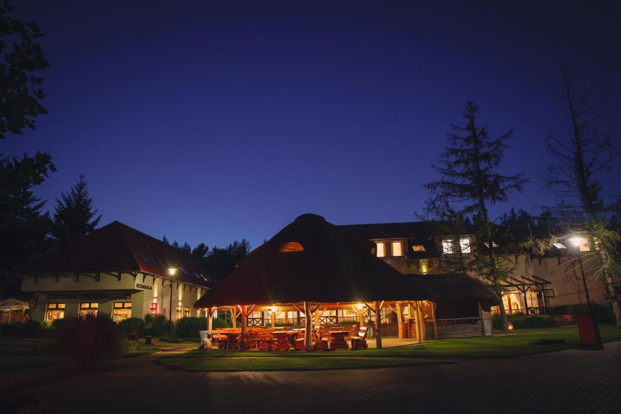 Nad Borkiem Hotell Kosarzyn  Exteriör bild