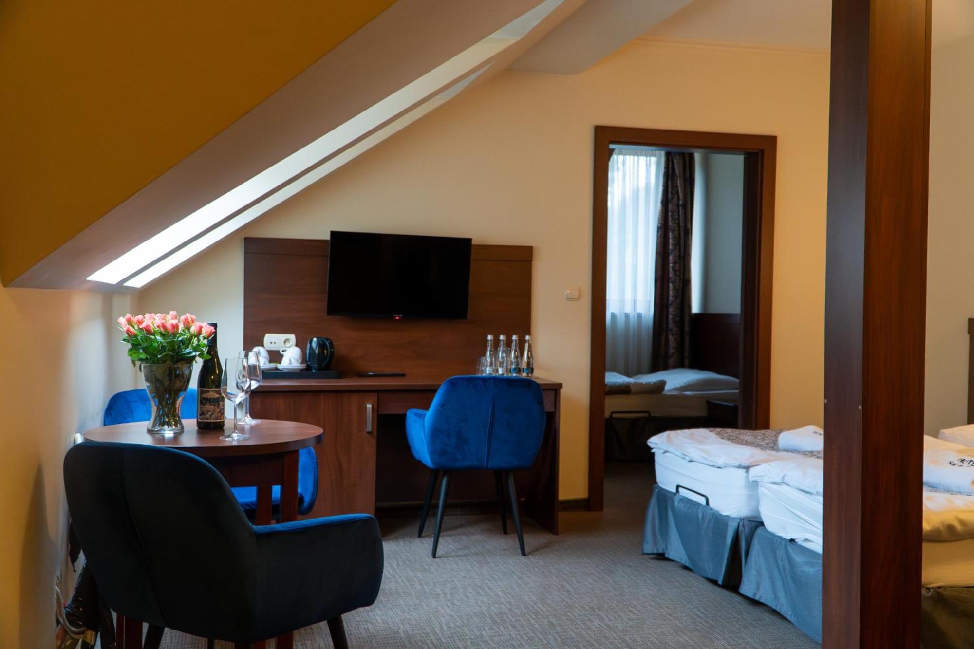 Nad Borkiem Hotell Kosarzyn  Exteriör bild