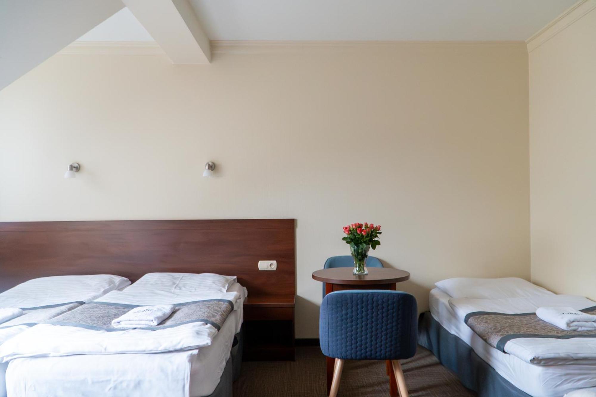 Nad Borkiem Hotell Kosarzyn  Exteriör bild